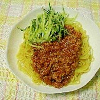 ジャージャー麺